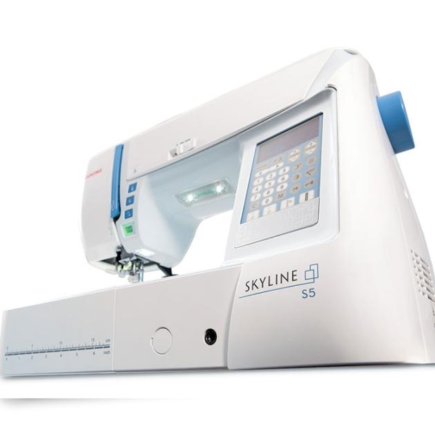 Janome Skyline S5